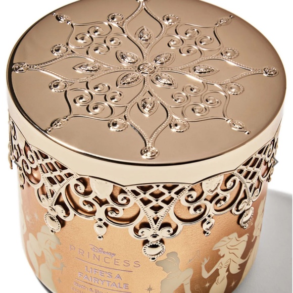 ✨ LIMITED EDITION ✨: Disney Princess X Bath& Body Works, 3wickCandle - Picture 2 of 6